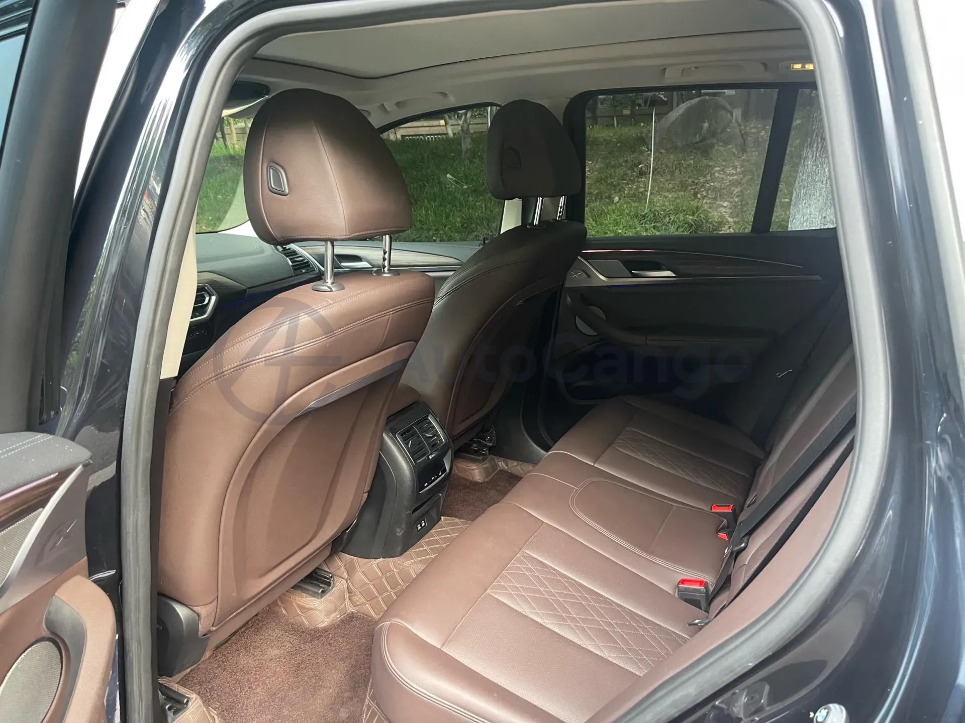 2022 BMW X3 2.0T 252HP L4 8AT,autocango,china used car exporter,china ev exporter,chinese used car exporter,chinese used ev exporter