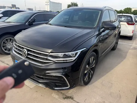 2022 TOYOTA WILDLANDER,autocango,china used car exporter,china ev exporter,chinese used car exporter,chinese used ev exporter