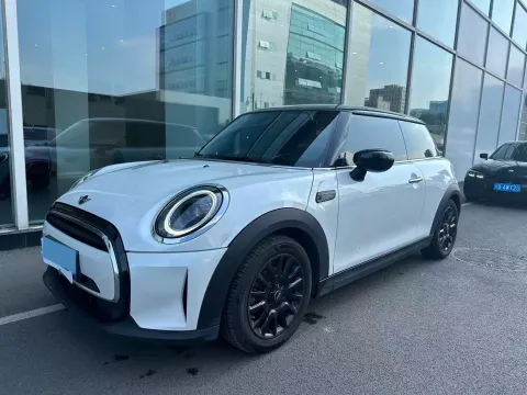 2023 MINI MINI 1.5T 102HP L3 7DCT,autocango,china used car exporter,china ev exporter,chinese used car exporter,chinese used ev exporter