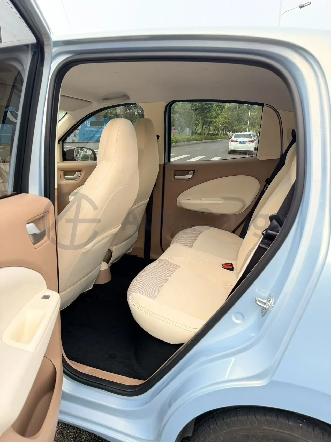 2025 WuLing HongGuang MINI EV BEV 16.2KWH,autocango,china used car exporter,china ev exporter,chinese used car exporter,chinese used ev exporter
