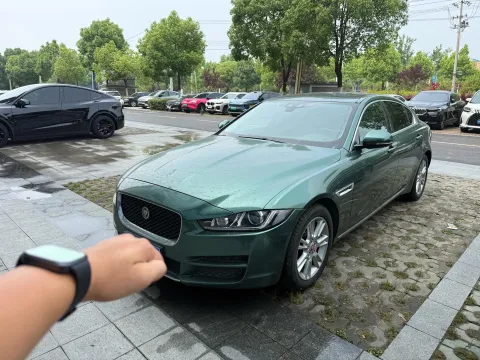 2019 JEEP CHEROKEE,autocango,china used car exporter,china ev exporter,chinese used car exporter,chinese used ev exporter