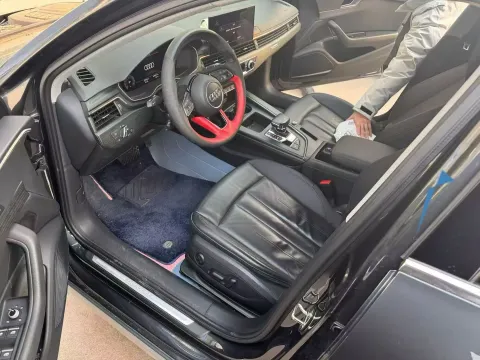 2022 Audi A4 2.0T 252HP L4 7DCT,autocango,china used car exporter,china ev exporter,chinese used car exporter,chinese used ev exporter