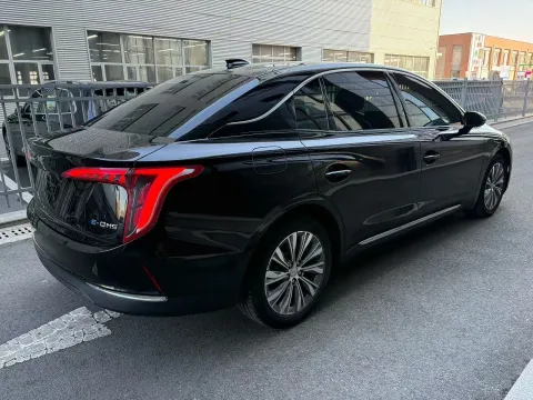2022 HongQi E-QM5 BEV 54KWH