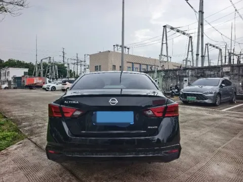 2021 Nissan Teana 2.0L 156HP L4 CVT