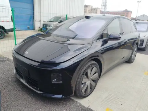 2025 LI I8,autocango,china used car exporter,china ev exporter,chinese used car exporter,chinese used ev exporter