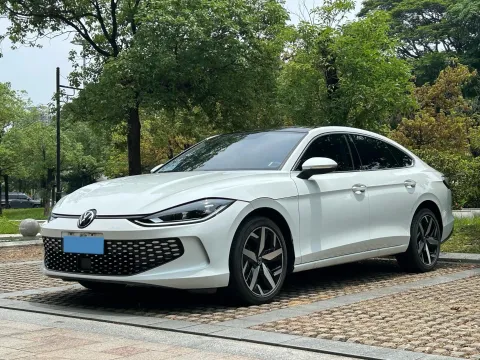 2025 VOLKSWAGEN LAMANDO,autocango,china used car exporter,china ev exporter,chinese used car exporter,chinese used ev exporter