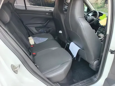 2023 Volkswagen T-Cross 1.5L 113HP L4 6AT,autocango,china used car exporter,china ev exporter,chinese used car exporter,chinese used ev exporter