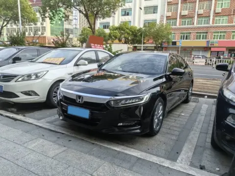 2018 HONDA ACCORD,autocango,china used car exporter,china ev exporter,chinese used car exporter,chinese used ev exporter