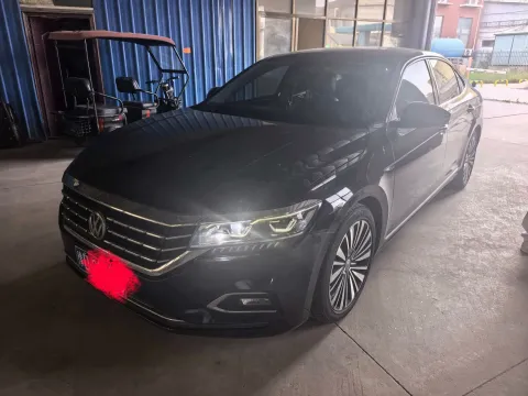 2019 VOLKSWAGEN PASSAT,autocango,china used car exporter,china ev exporter,chinese used car exporter,chinese used ev exporter
