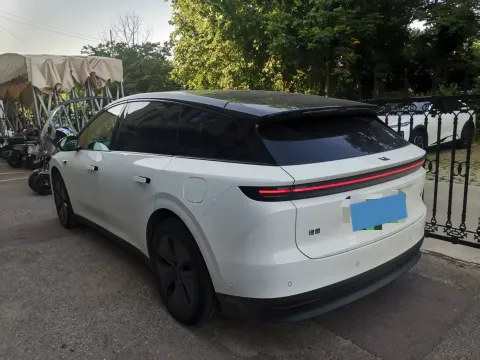 2025 Li i6 BEV