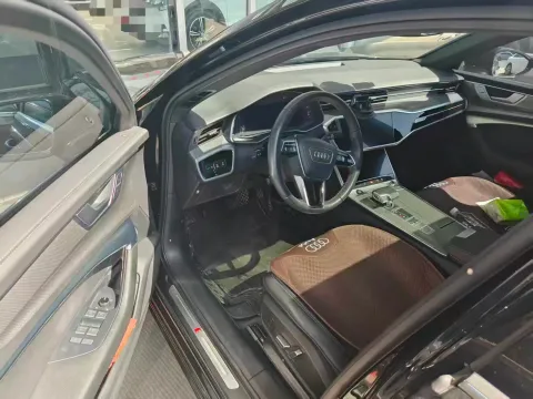 2024 Audi A6L 2.0T 190HP L4 7DCT
