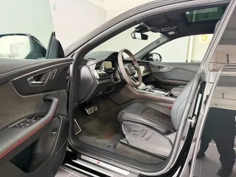 2022 Audi RS Q8 4.0T 600HP V8 8AT