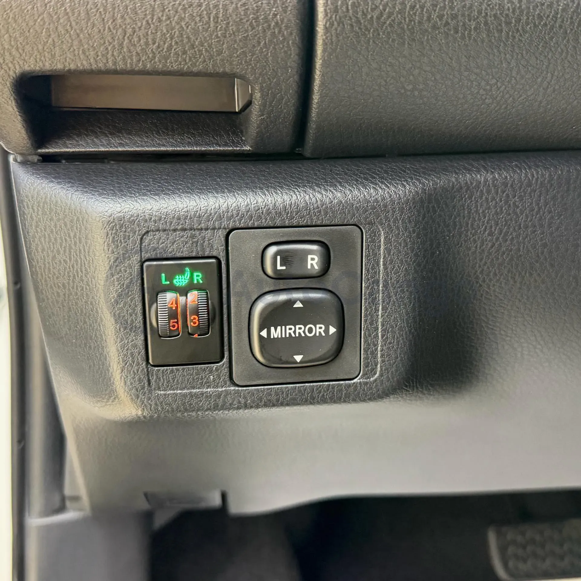 2022 Toyota Vios 1.5L 112HP L4 CVT,autocango,china used car exporter,china ev exporter,chinese used car exporter,chinese used ev exporter
