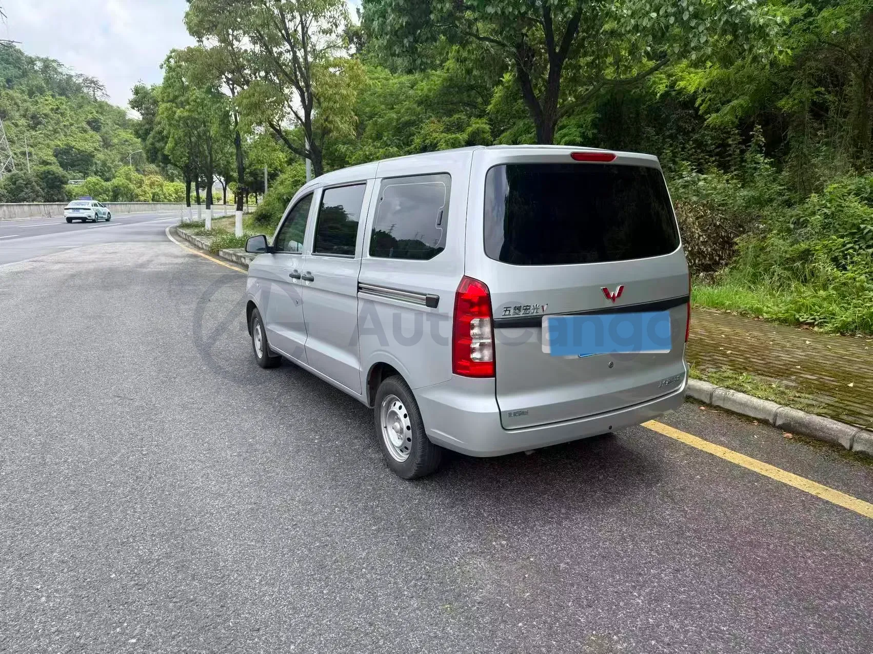 2022 WuLing HongGuang V 1.5L 99HP L4 6MT,autocango,china used car exporter,china ev exporter,chinese used car exporter,chinese used ev exporter