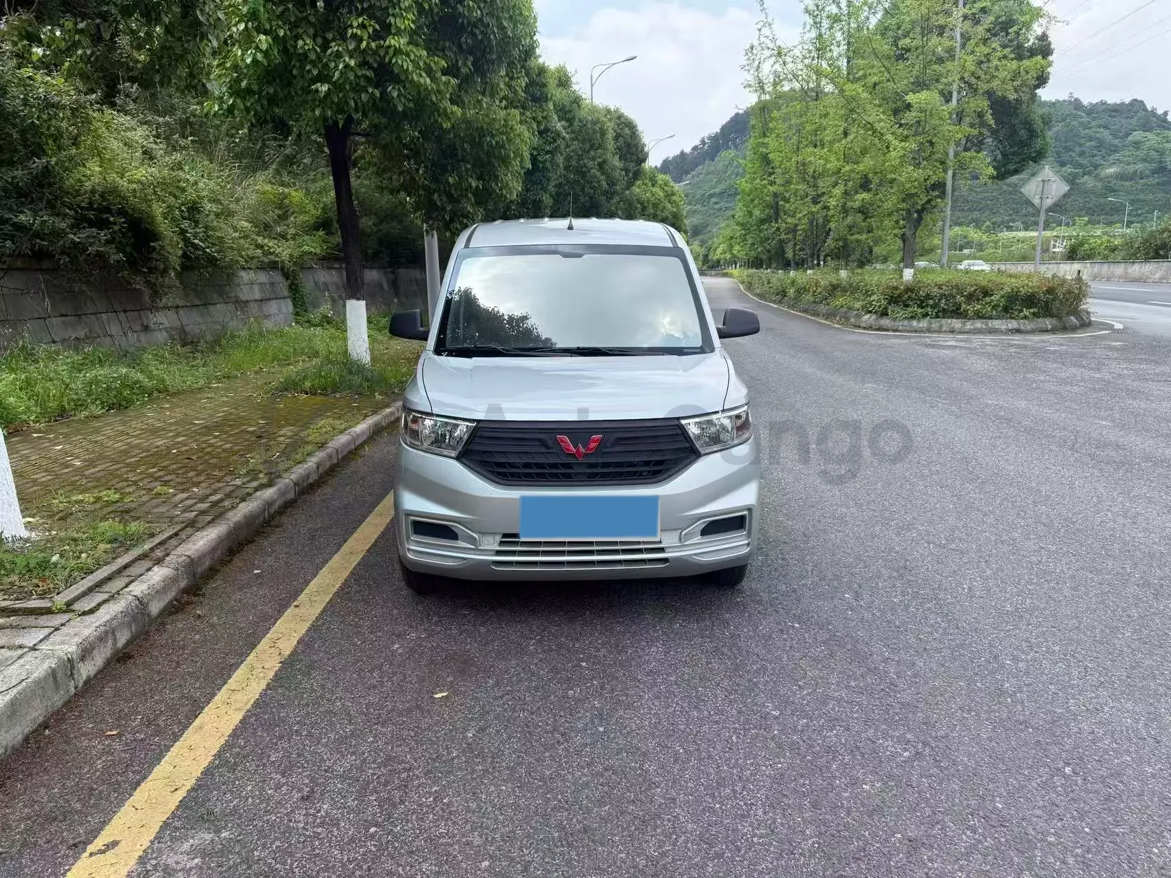 2022 WuLing HongGuang V 1.5L 99HP L4 6MT,autocango,china used car exporter,china ev exporter,chinese used car exporter,chinese used ev exporter