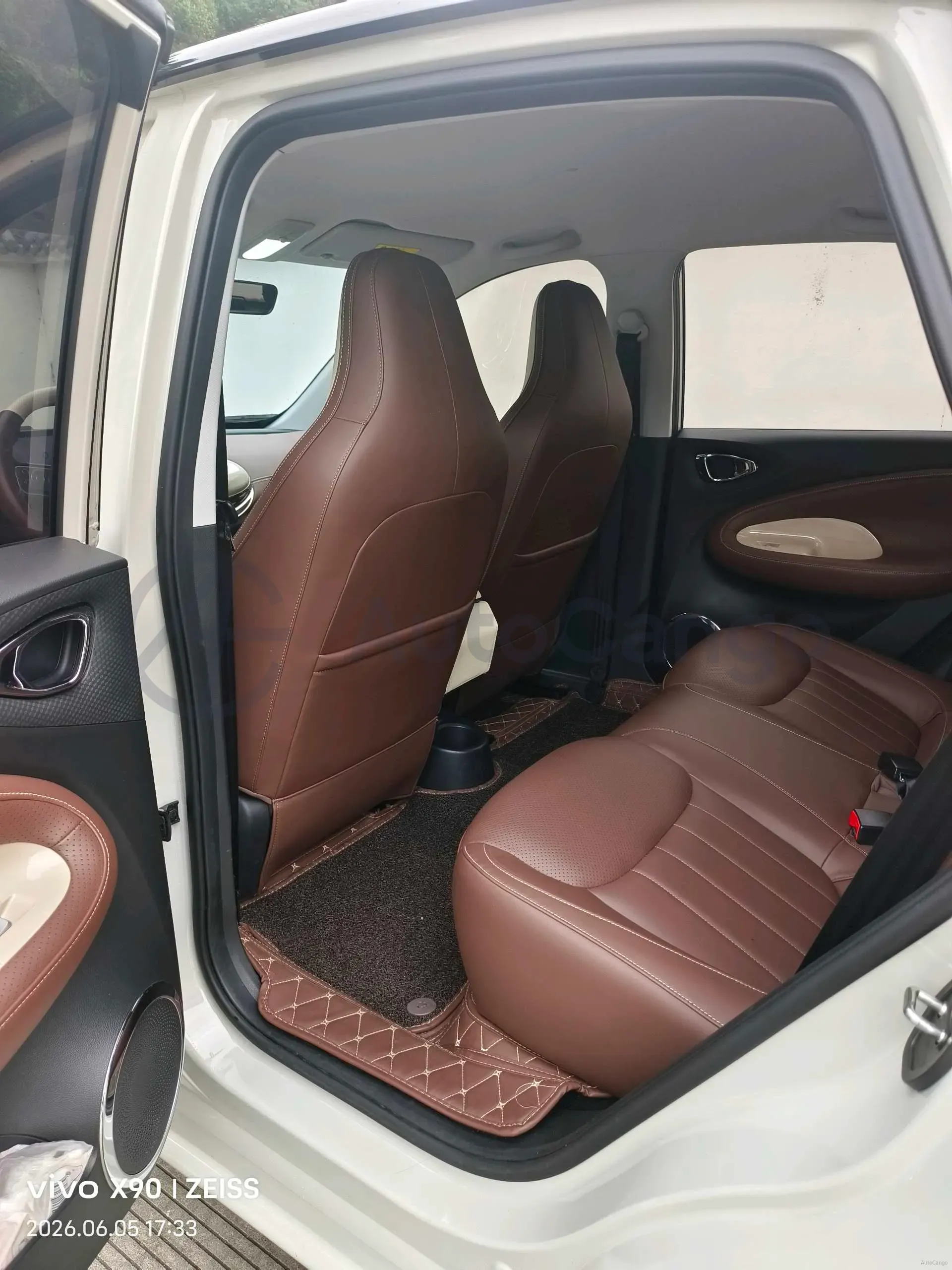 2023 WuLing BinGuo BEV 31.9KWH,autocango,china used car exporter,china ev exporter,chinese used car exporter,chinese used ev exporter