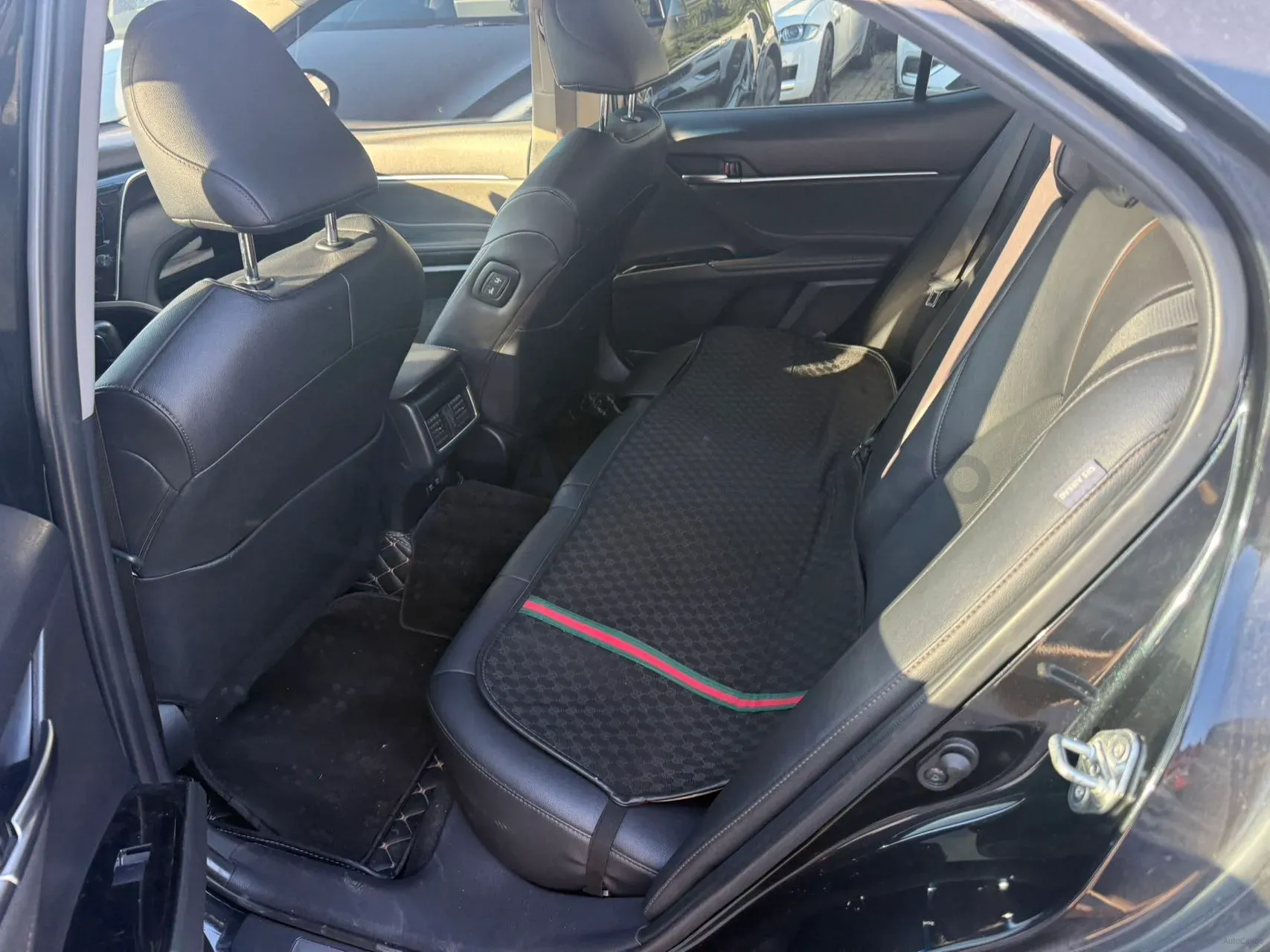 2021 Toyota Camry 2.5L 209HP L4 8AT,autocango,china used car exporter,china ev exporter,chinese used car exporter,chinese used ev exporter