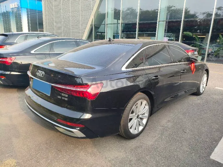 2024 Audi A6L 2.0T 245HP L4 7DCT,autocango,china used car exporter,china ev exporter,chinese used car exporter,chinese used ev exporter