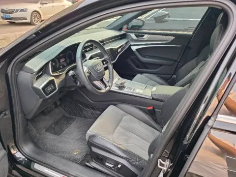2024 Audi A6L 2.0T 245HP L4 7DCT