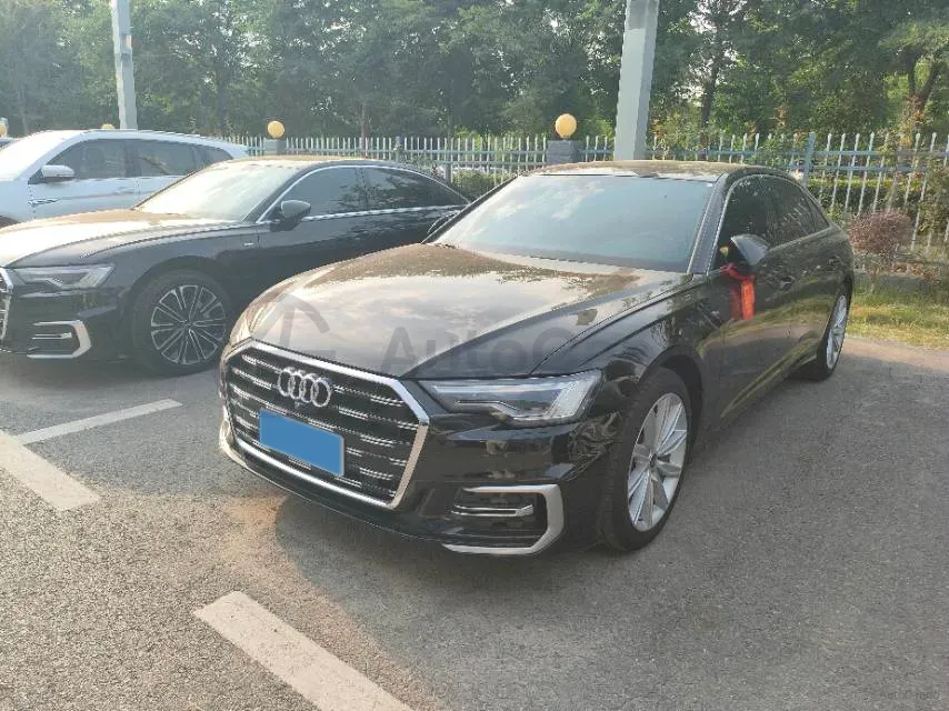 2024 Audi A6L 2.0T 245HP L4 7DCT,autocango,china used car exporter,china ev exporter,chinese used car exporter,chinese used ev exporter