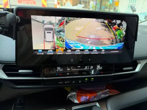 2024 Toyota Sienna 2.5L 189HP L4 E-CVT Hybrid