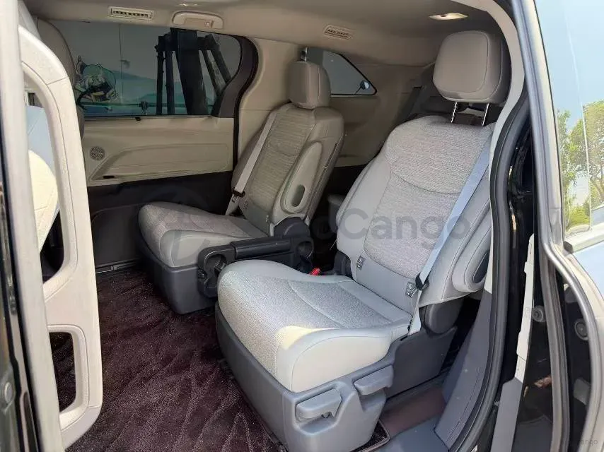 2024 Toyota Sienna 2.5L 189HP L4 E-CVT Hybrid,autocango,china used car exporter,china ev exporter,chinese used car exporter,chinese used ev exporter