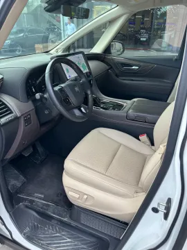 2024 Toyota Vellfire 2.5L 190HP L4 E-CVT Hybrid