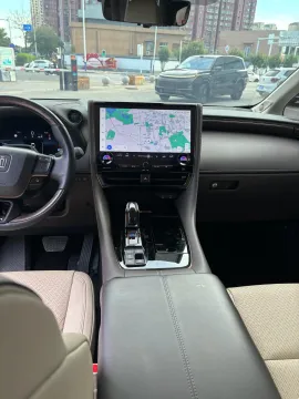 2024 Toyota Vellfire 2.5L 190HP L4 E-CVT Hybrid