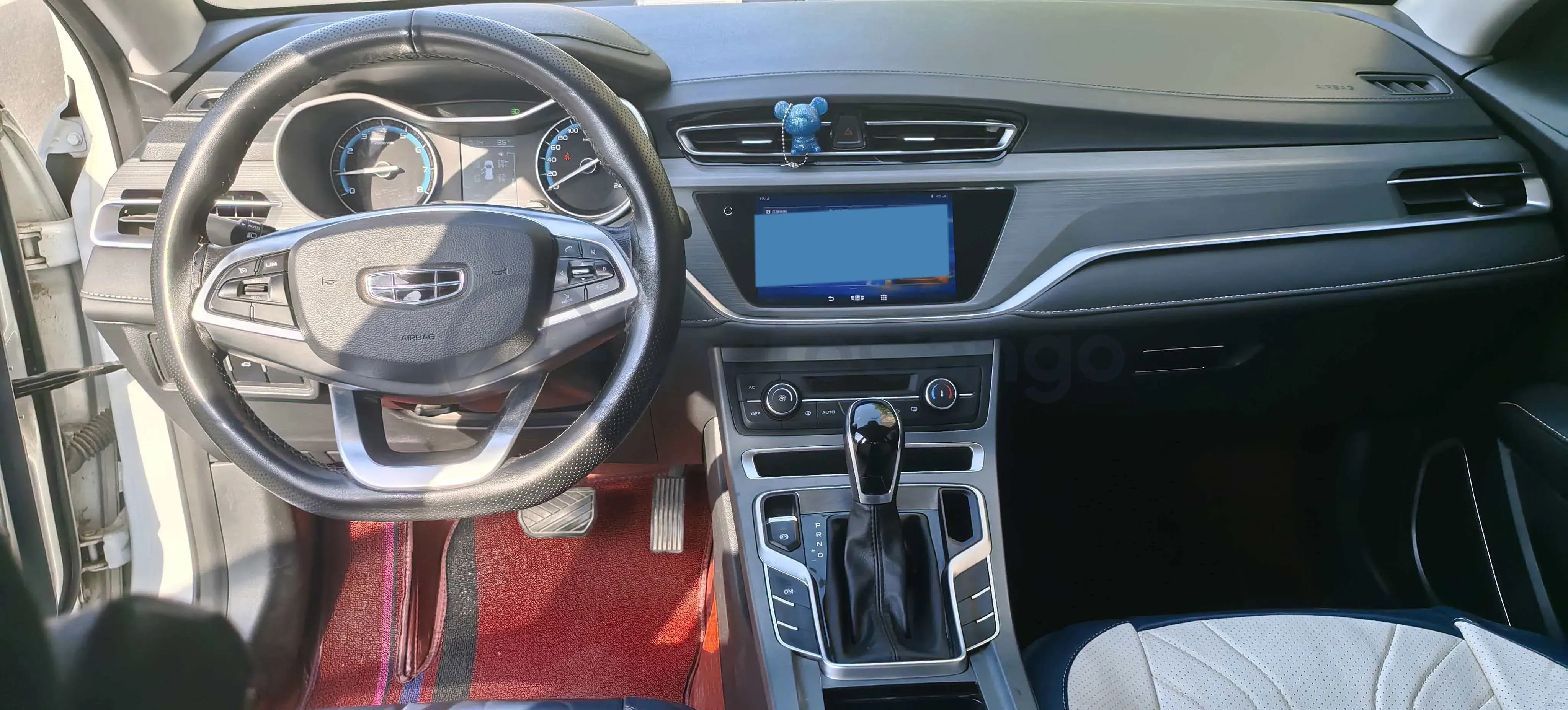 2021 BaoJun 530 1.5T 147HP L4 CVT,autocango,china used car exporter,china ev exporter,chinese used car exporter,chinese used ev exporter