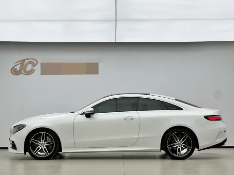 2020 Mercedes-Benz E Class 2.0T 258HP L4 9AT,autocango,china used car exporter,china ev exporter,chinese used car exporter,chinese used ev exporter