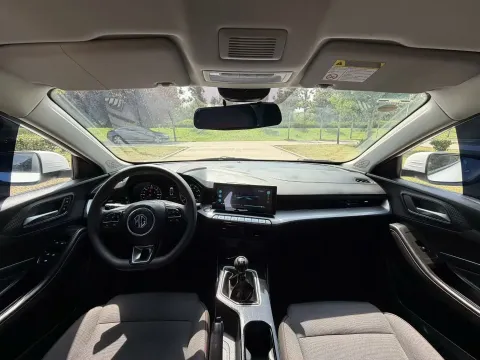 2023 MG 5 1.5L 129HP L4 5MT