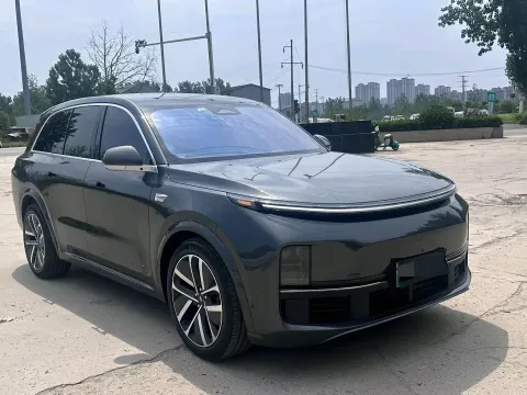 2024 Volvo S60 2.0T 197HP L4 7DCT,autocango,china used car exporter,china ev exporter,chinese used car exporter,chinese used ev exporter