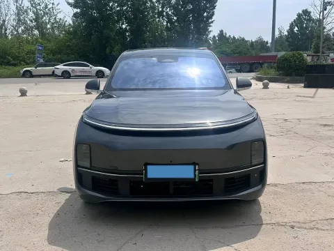 2024 Volvo S60 2.0T 197HP L4 7DCT,autocango,china used car exporter,china ev exporter,chinese used car exporter,chinese used ev exporter
