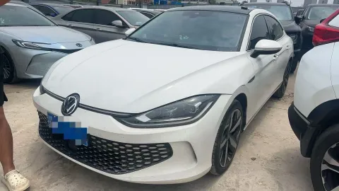 2023 VOLKSWAGEN LAMANDO,autocango,china used car exporter,china ev exporter,chinese used car exporter,chinese used ev exporter