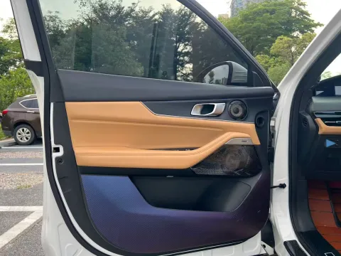 2021 ChangAn UNI-K 2.0T 233HP L4 8AT