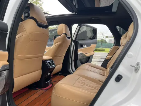 2021 ChangAn UNI-K 2.0T 233HP L4 8AT