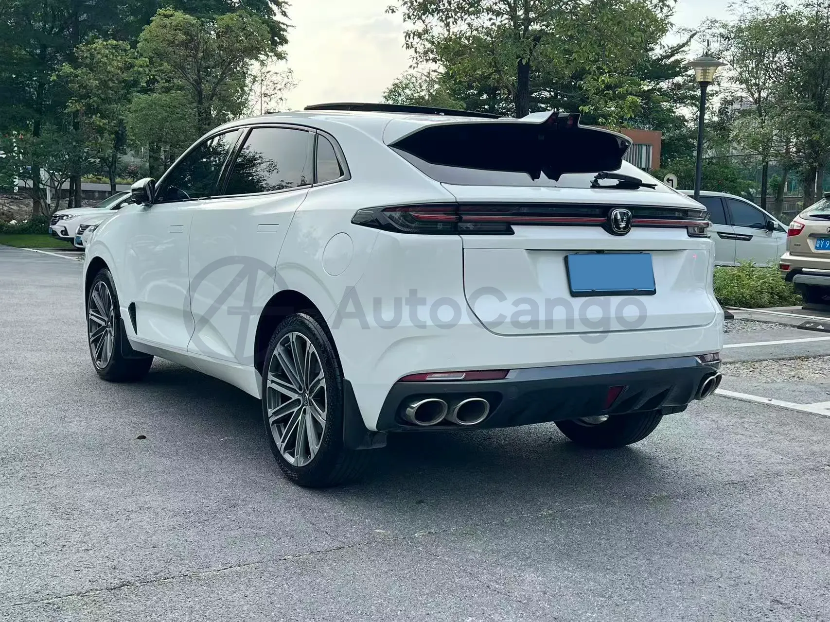 2021 ChangAn UNI-K 2.0T 233HP L4 8AT,autocango,china used car exporter,china ev exporter,chinese used car exporter,chinese used ev exporter