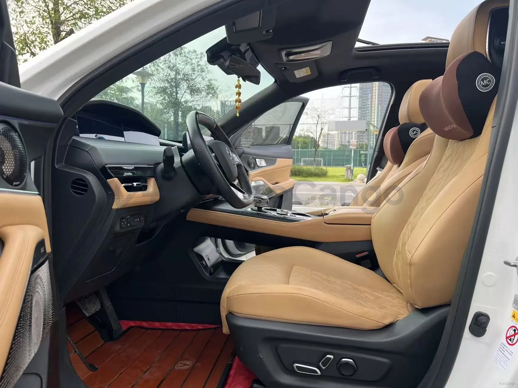 2021 ChangAn UNI-K 2.0T 233HP L4 8AT,autocango,china used car exporter,china ev exporter,chinese used car exporter,chinese used ev exporter