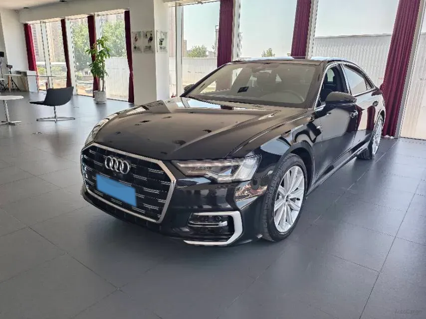 2023 Audi A6L 2.0T 245HP L4 7DCT,autocango,china used car exporter,china ev exporter,chinese used car exporter,chinese used ev exporter