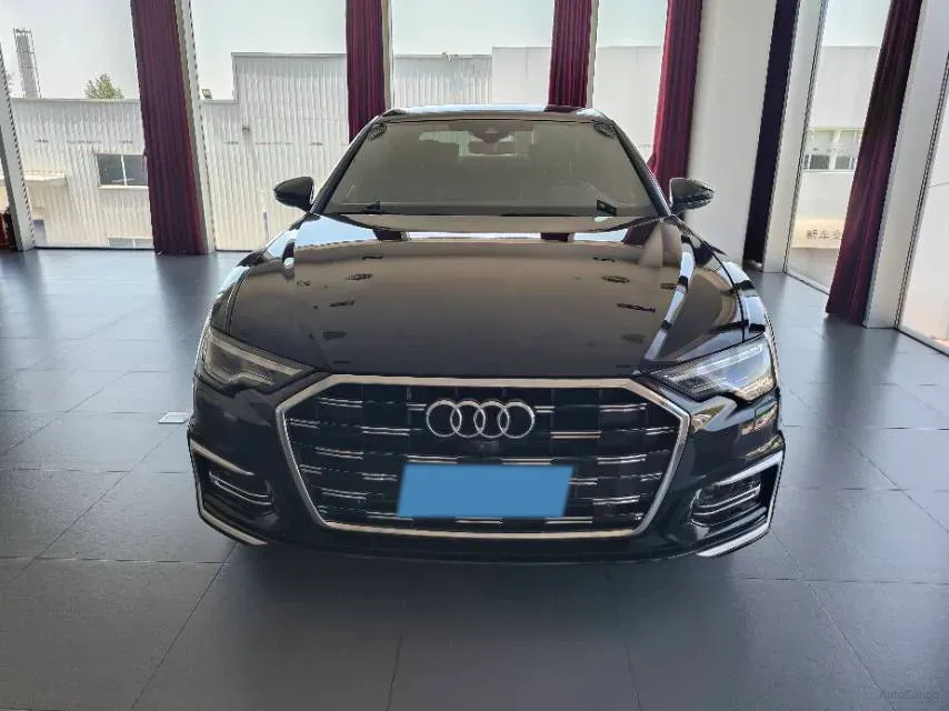 2023 Audi A6L 2.0T 245HP L4 7DCT,autocango,china used car exporter,china ev exporter,chinese used car exporter,chinese used ev exporter