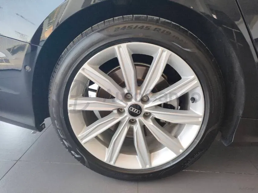 2023 Audi A6L 2.0T 245HP L4 7DCT,autocango,china used car exporter,china ev exporter,chinese used car exporter,chinese used ev exporter