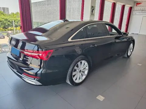 2023 Audi A6L 2.0T 245HP L4 7DCT