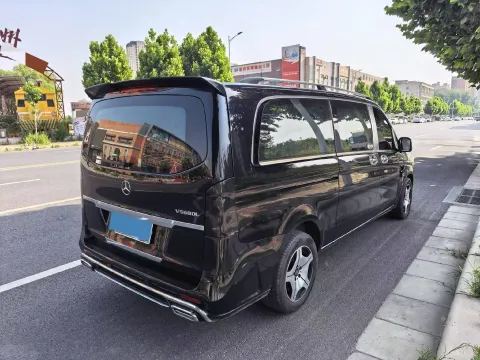 2023 Mercedes-Benz Vito 2.0T 211HP L4 9AT