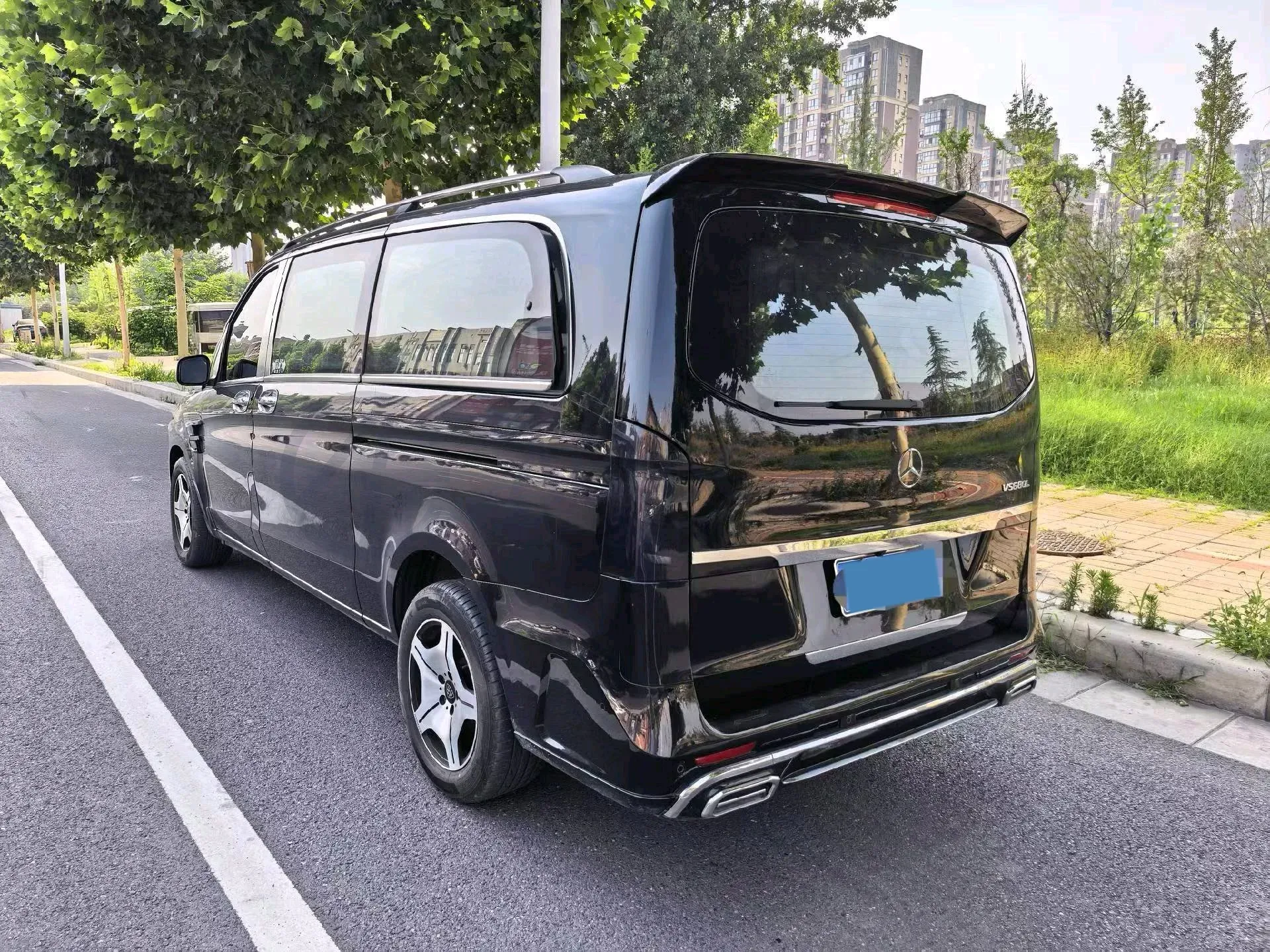 2023 Mercedes-Benz Vito 2.0T 211HP L4 9AT,autocango,china used car exporter,china ev exporter,chinese used car exporter,chinese used ev exporter