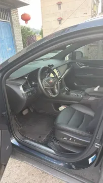 2023 Cadillac XT5 2.0T 237HP L4 9AT