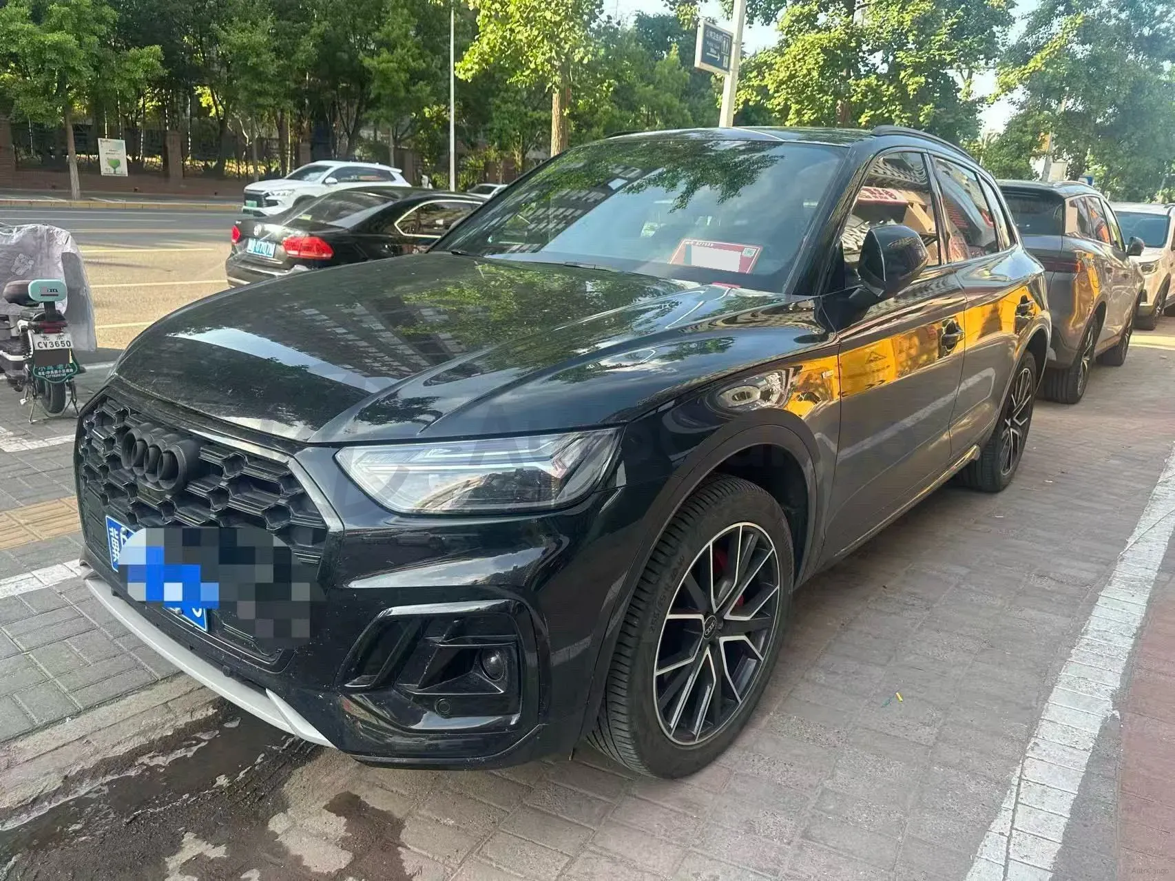 2025 Audi Q5L 2.0T 245HP L4 7DCT,autocango,china used car exporter,china ev exporter,chinese used car exporter,chinese used ev exporter