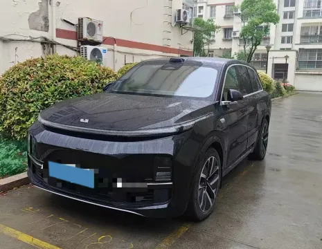 2023 LI L8,autocango,china used car exporter,china ev exporter,chinese used car exporter,chinese used ev exporter