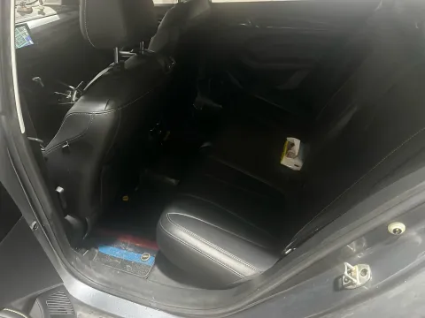 2021 Roewe i5 1.5L 120HP L4 CVT