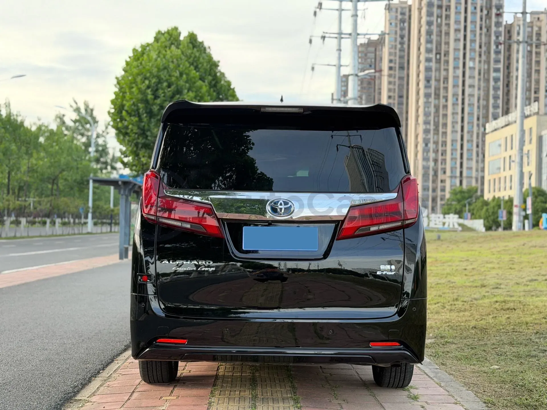 2021 Toyota Alphard 2.5L 117HP L4 E-CVT Hybrid,autocango,china used car exporter,china ev exporter,chinese used car exporter,chinese used ev exporter