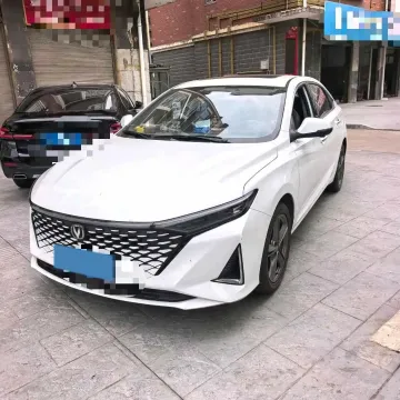 2023 ChangAn Raeton Plus 1.5T 188HP L4 7DCT,autocango,china used car exporter,china ev exporter,chinese used car exporter,chinese used ev exporter